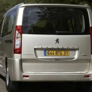 Ekspresowa dostawa Fiat SCUDO, Peugeot EXPERT – Listwa CHROM na Klapę