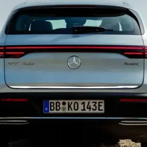 Super okazja Mercedes-Benz EQC 2019+ Listwa CHROM na Klapę