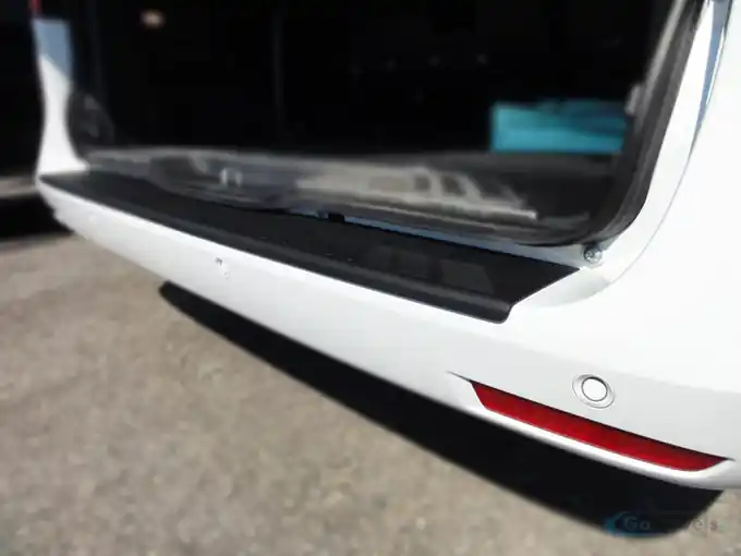 Tylko do końca tygodnia Nakładka Listwa na zderzak Mercedes Vito III od 2014r.